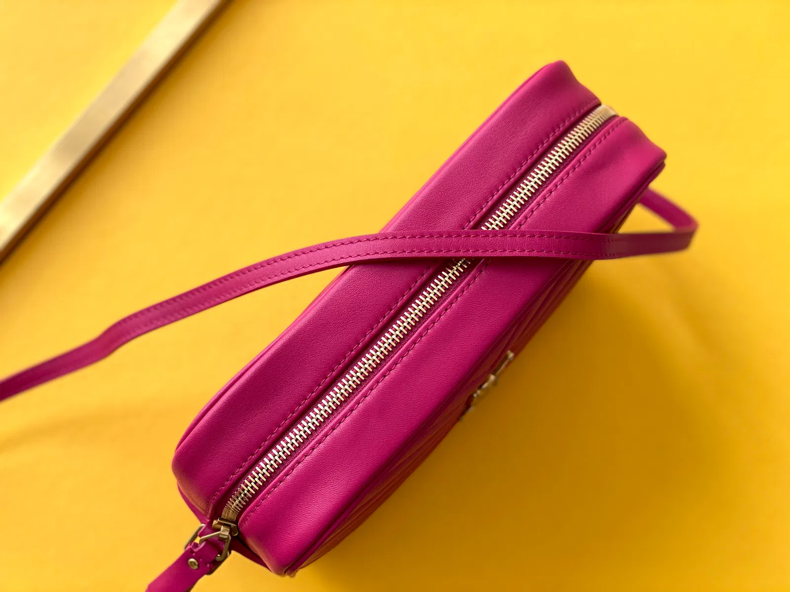 MONOGRAM SAINT LAURENT — image 5