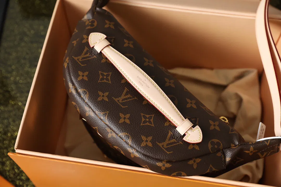 BUMBAG — image 8