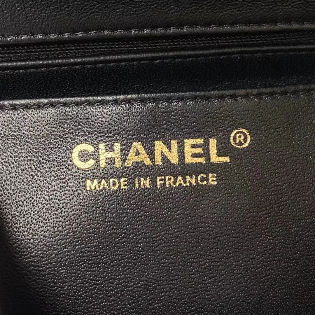 Chanel 23K MINI — image 7