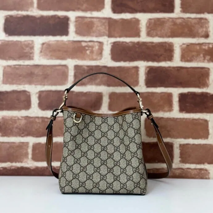 GG Emblem mini bucket bag