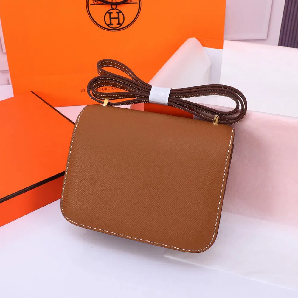Hermes Constance 18 — image 3