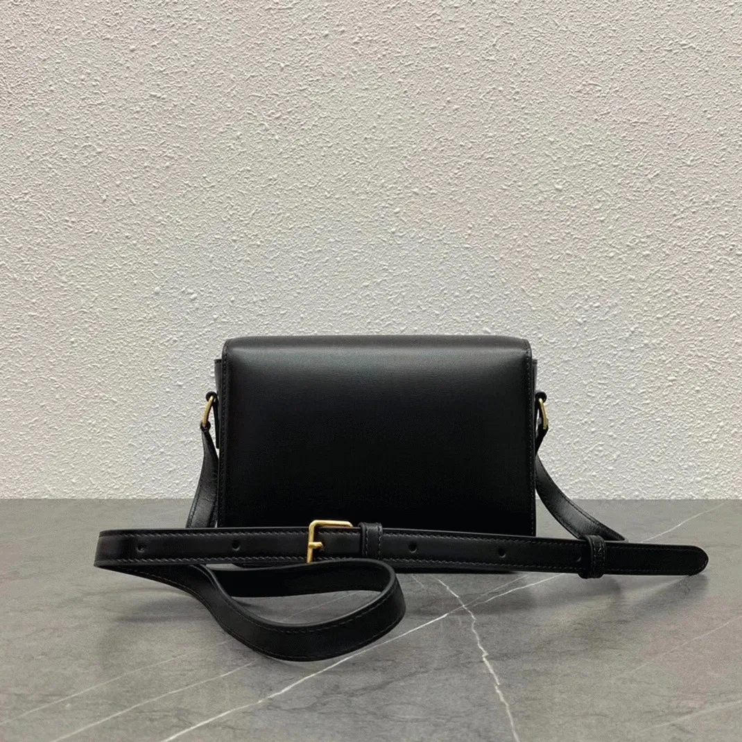 Top Quality Knockoff Celine Triomphe Teen Bag In Black — image 2