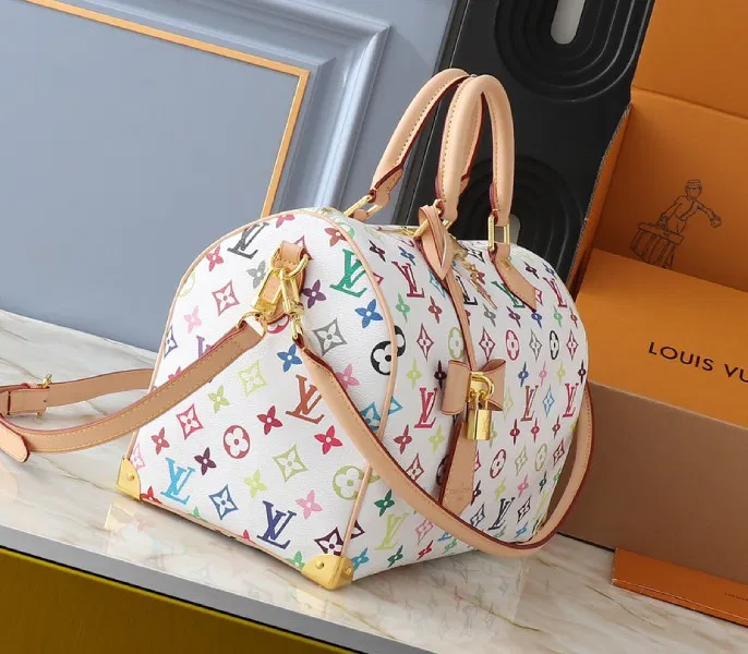 X TM Multicolored Speedy Bandouliere 30 In White — image 5