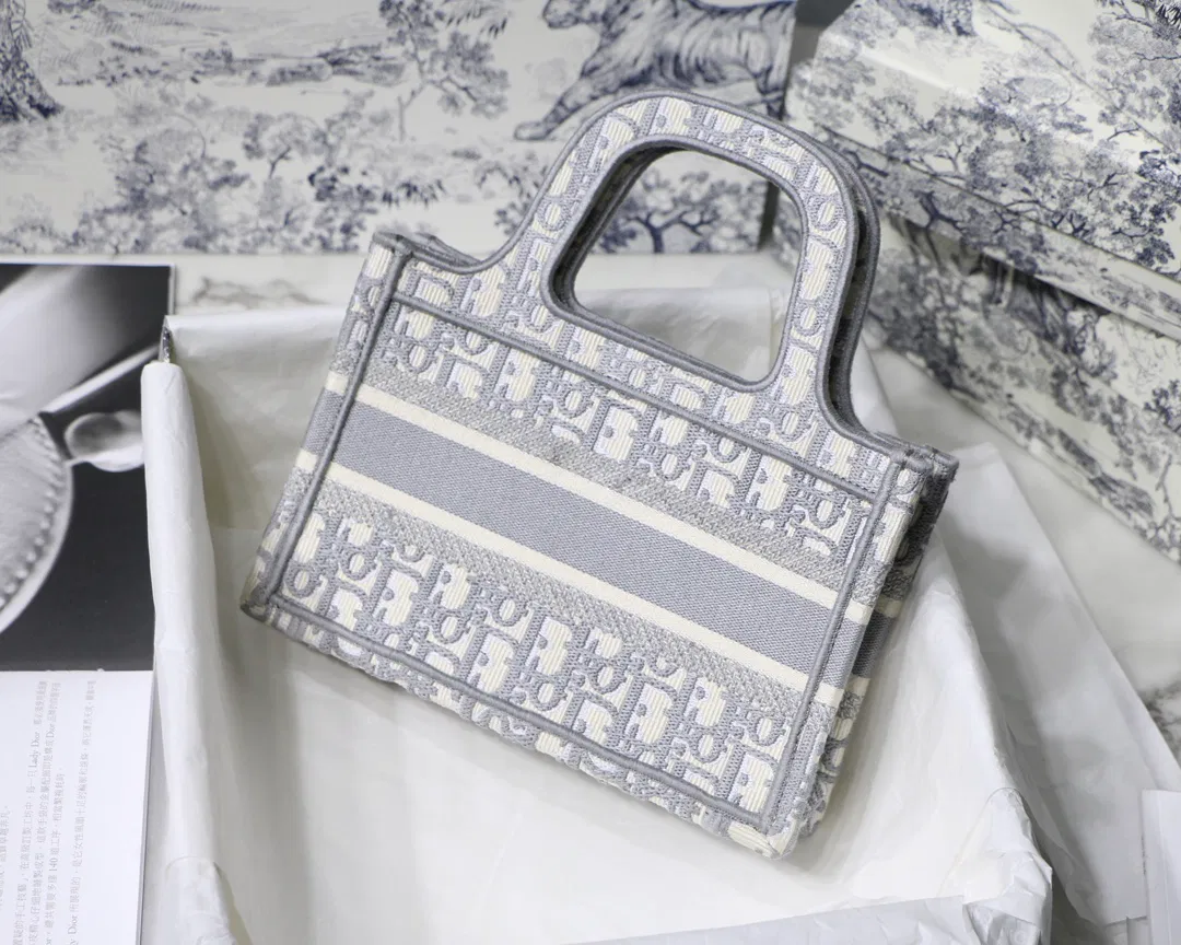 DIOR BOOK TOTE — image 5