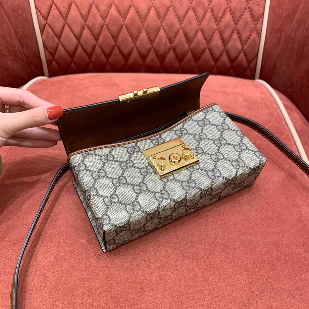 Gucc1 padlock bag — image 7