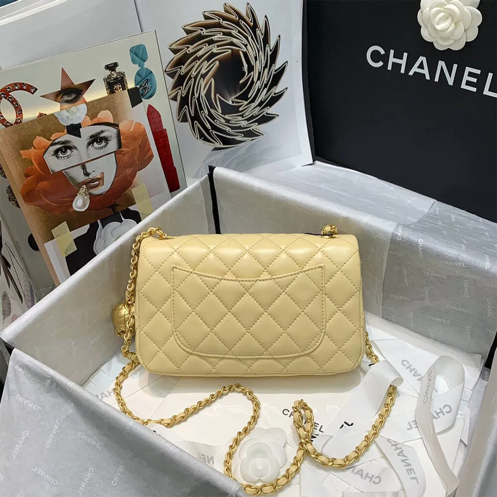 CHANEL Classic Flap Shoulder Bag — image 3