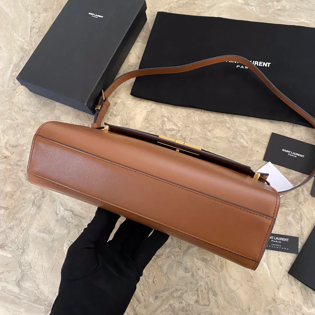 MANHATTAN MEDIUM SHOPPING BAG IN BOX SAINT LAURENT LEATHER — image 4