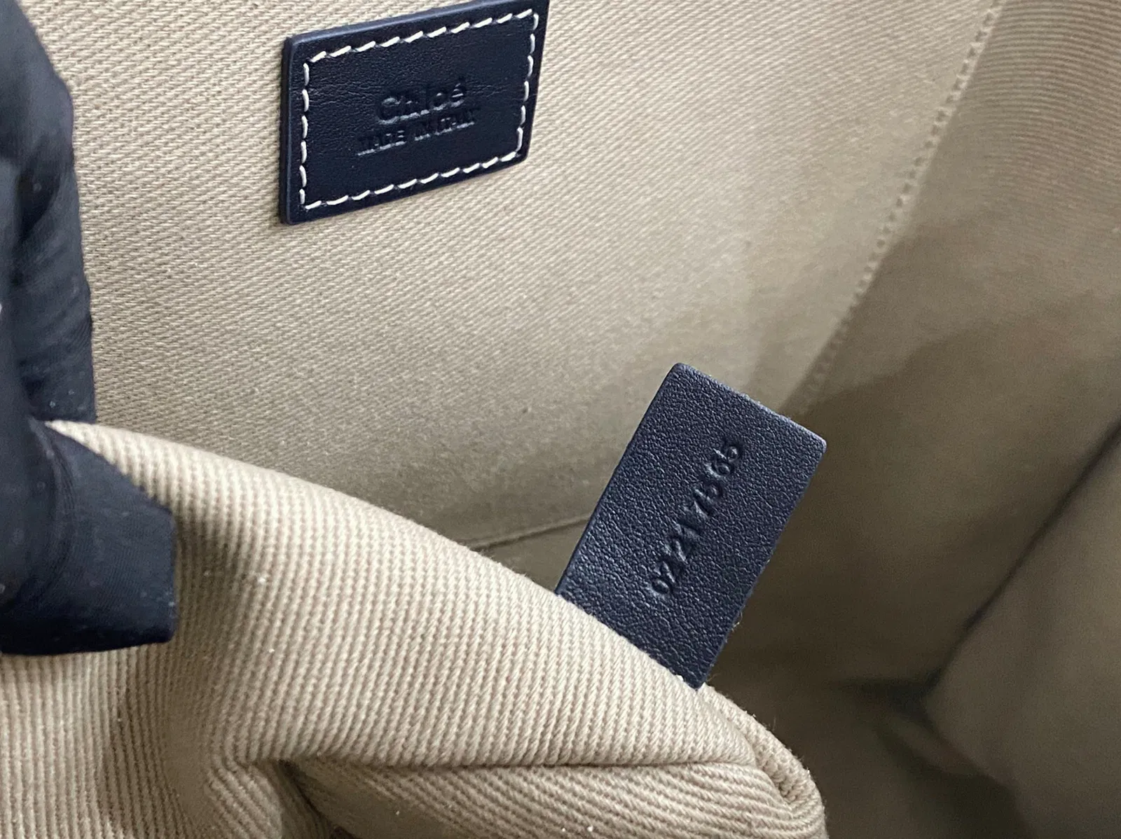 Top Quality Chloe Woody Large Tote Bag in Linen Canvas with Navy Blue Leather — image 7