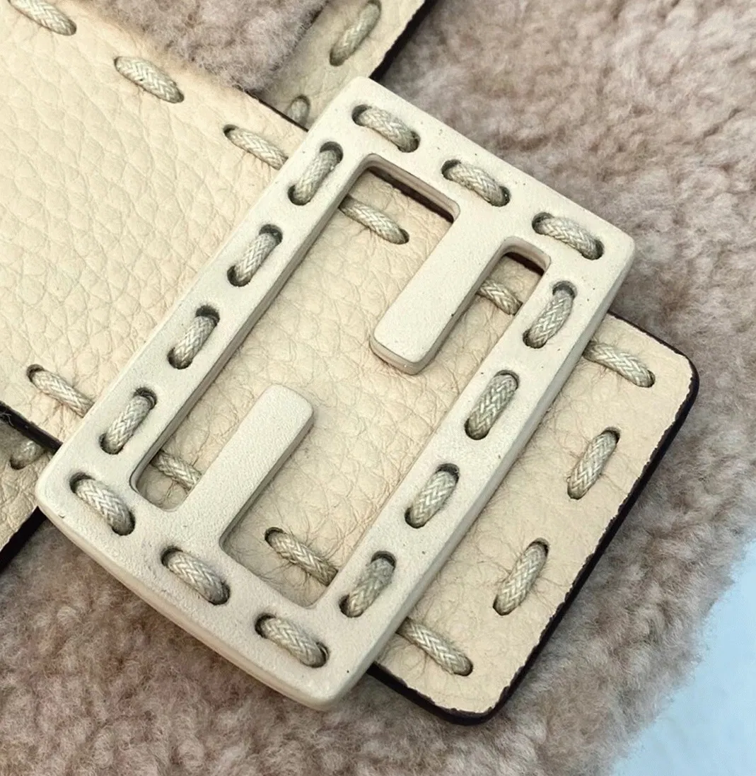 Top Quality Fendi Medium Baguette Bag In Beige — image 4