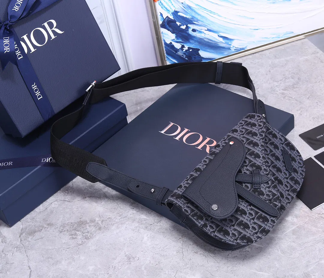 Dior Saddle Man’s Bag — image 2