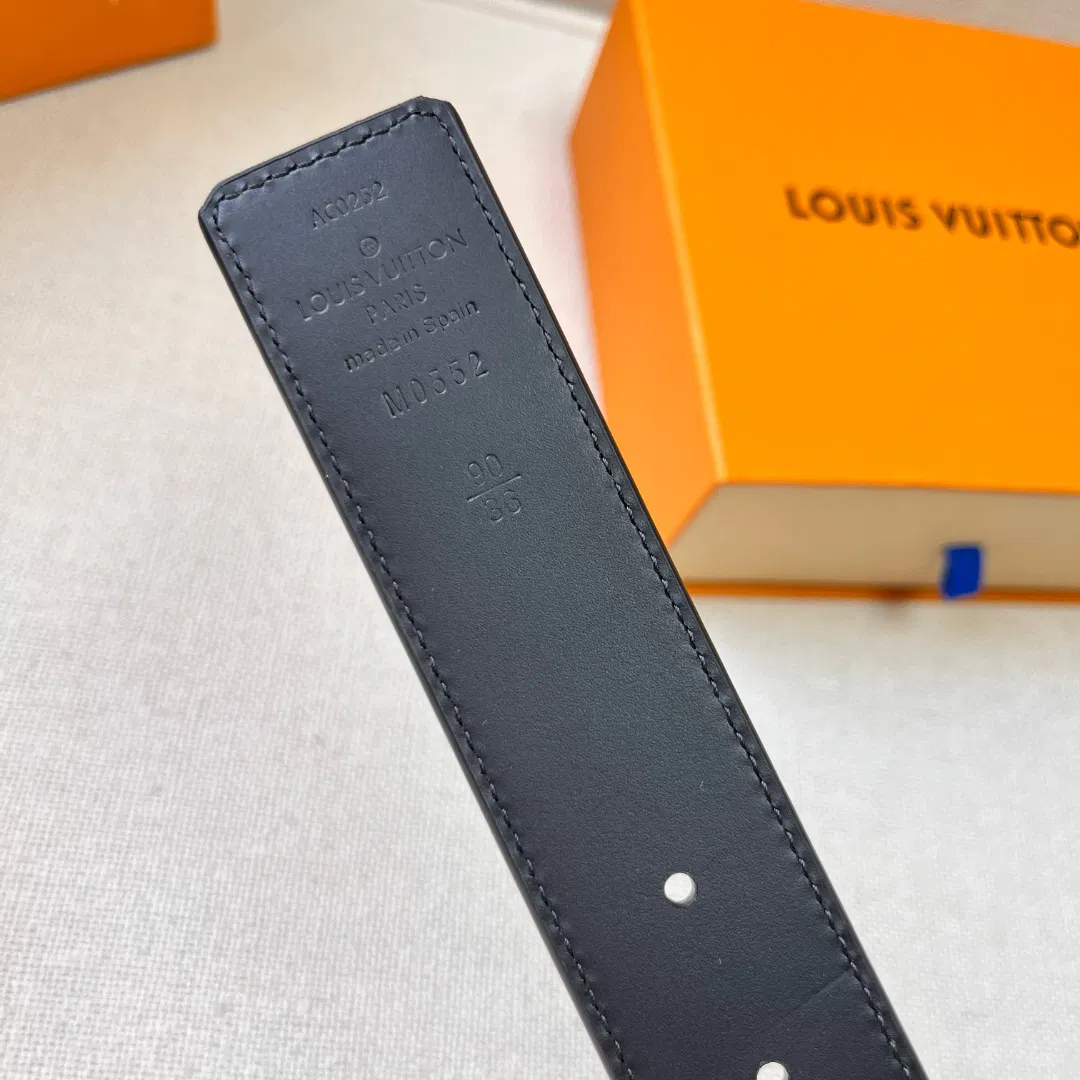 LV initiales — image 5
