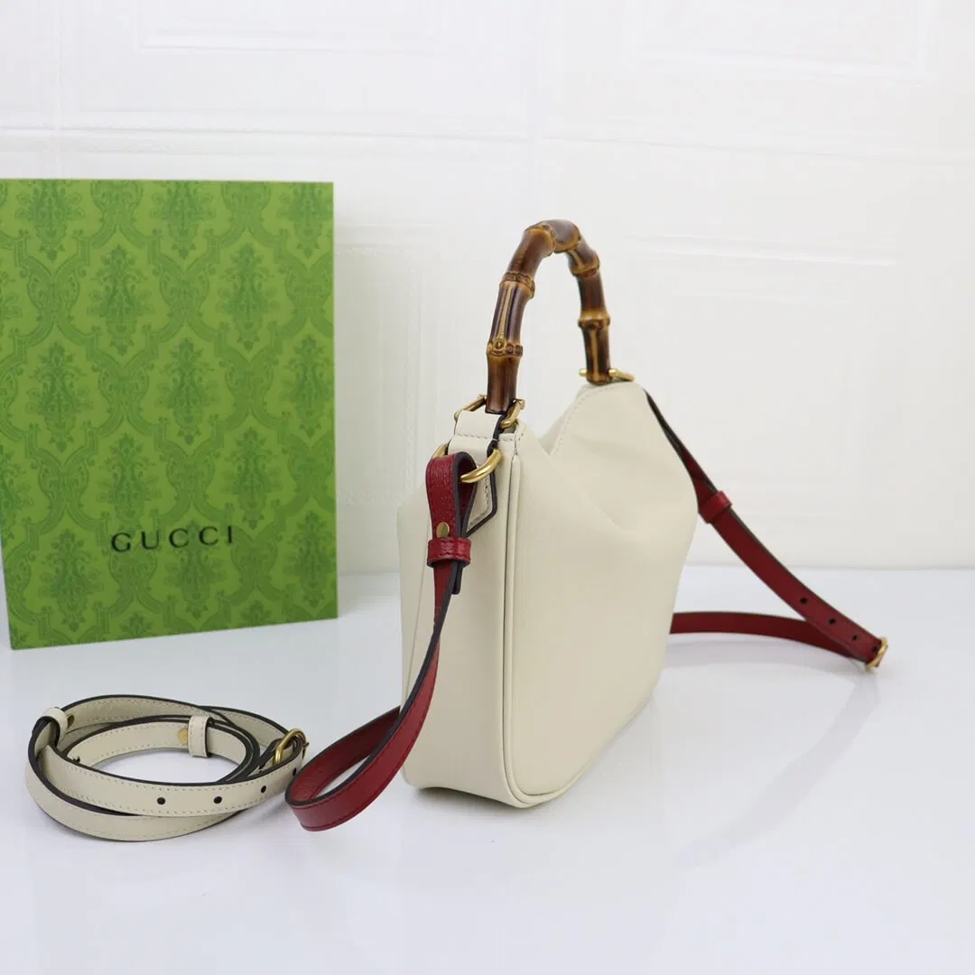 Gucci Diana Bamboo Small Shoulder Bag — image 2