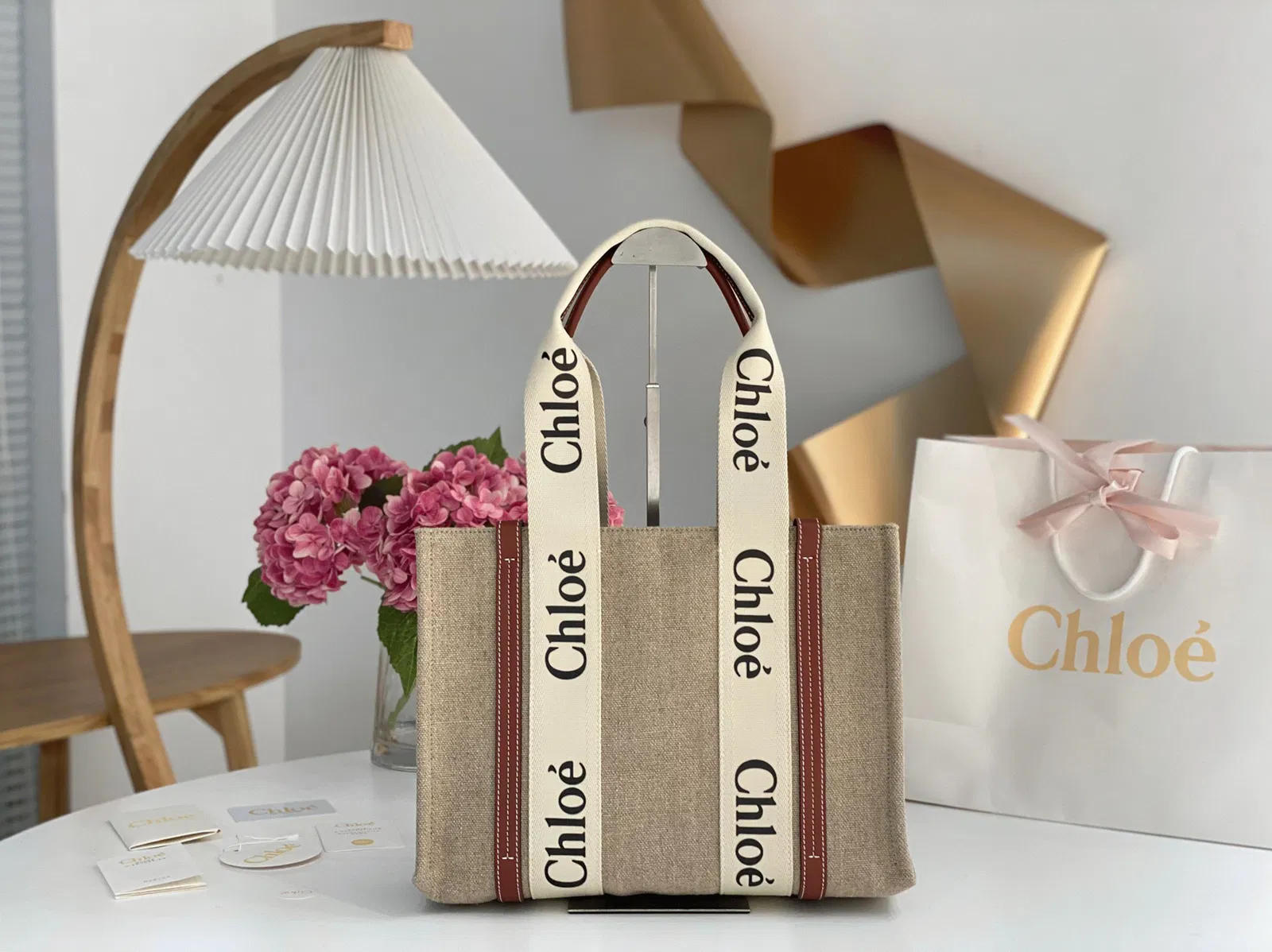 Top Quality Knockoff Chloe Woody Medium Tote Bag in Linen Canvas with Brown Leather — image 4