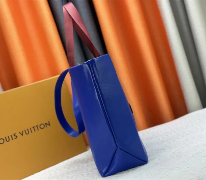 Louis Vuitton Other Leathers Shopper Cabas MM Tote In Blue — image 4