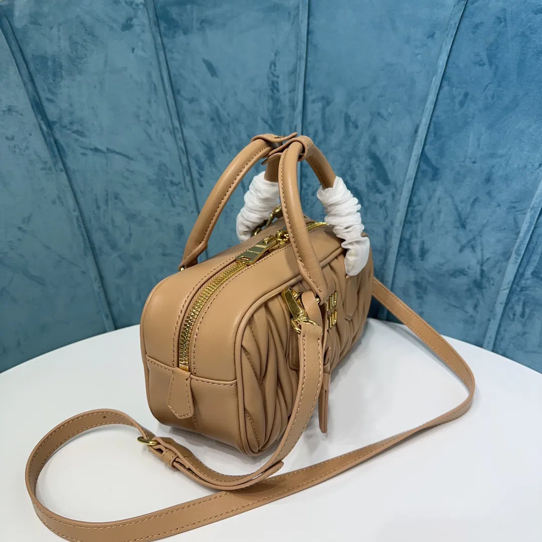 Matelassé Soft bag — image 9
