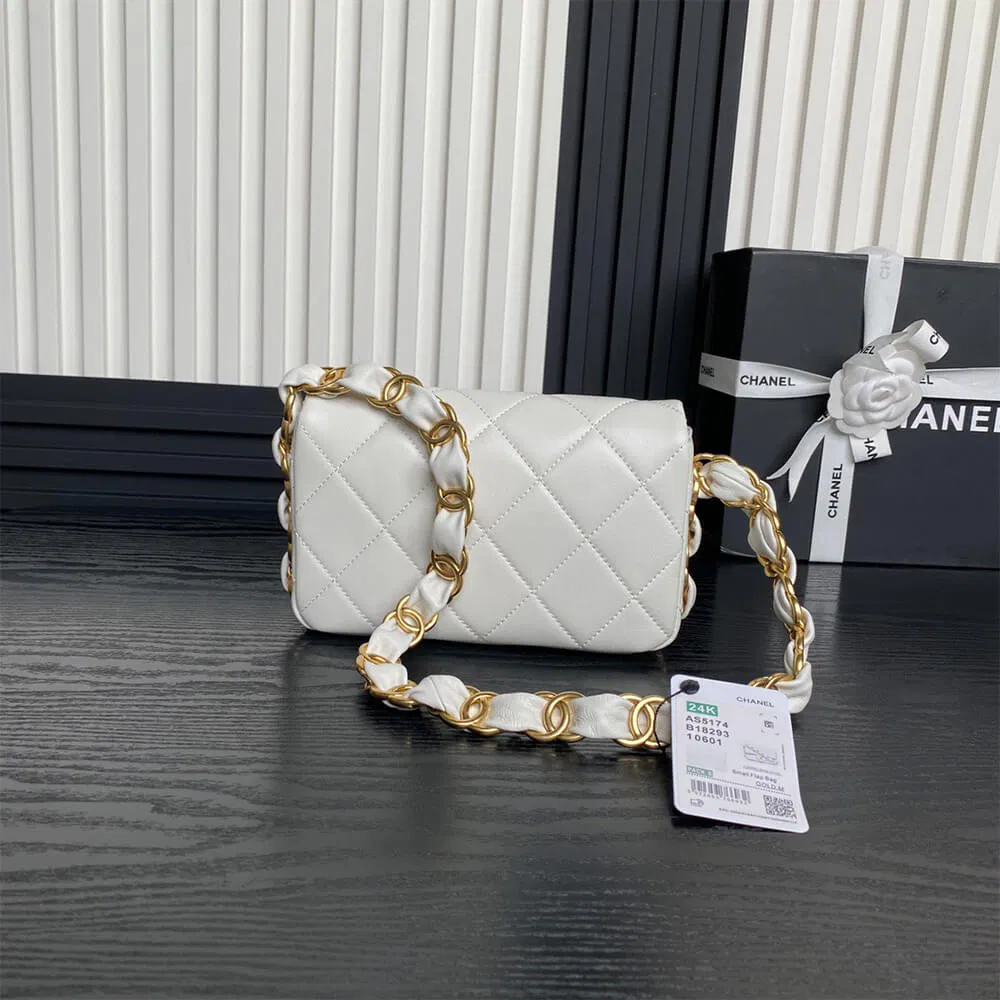 CHANEL Small Flap Bag(high-end grade) — image 3