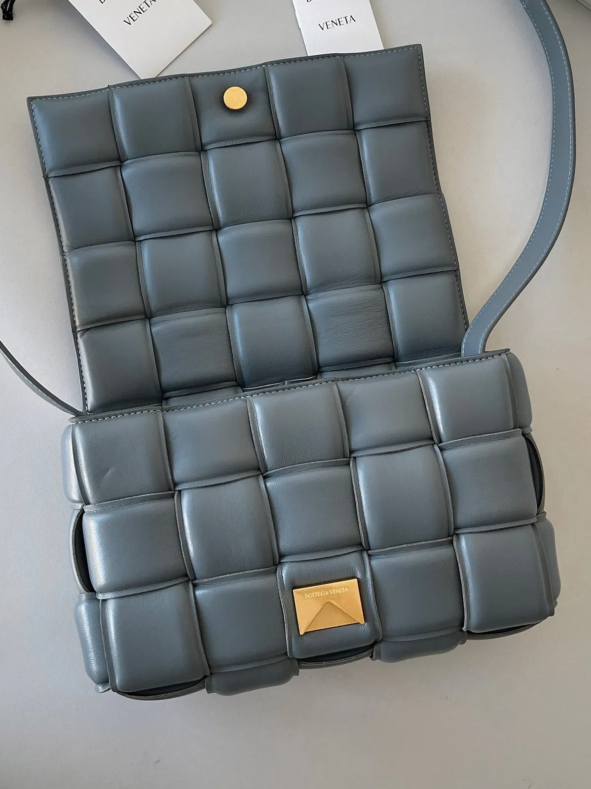 Top Quality Imitation Bottega Veneta Padded Cassette Bag In Thunder — image 5
