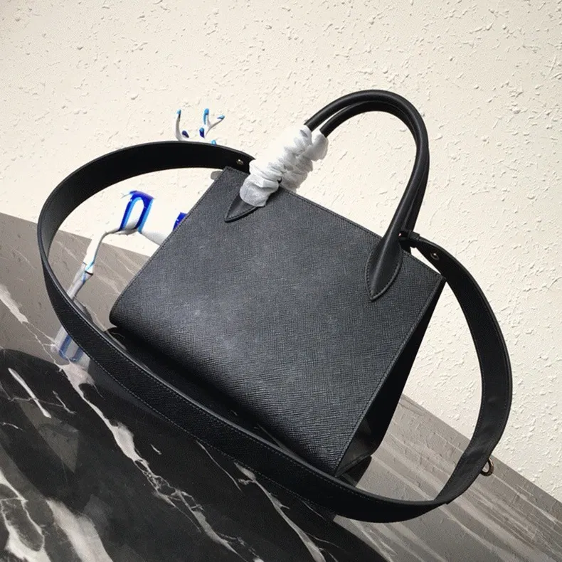 Prada Monochrome Small Bag Imitation in Black — image 7