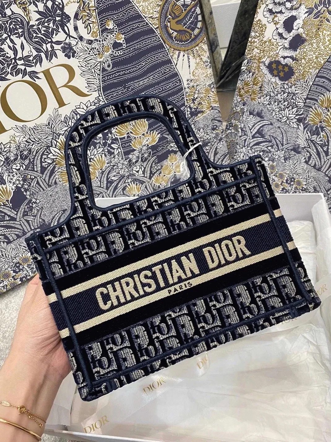 Dior Mini Book Tote Bag Imitation in Blue Velvet Oblique Embroidered — image 8