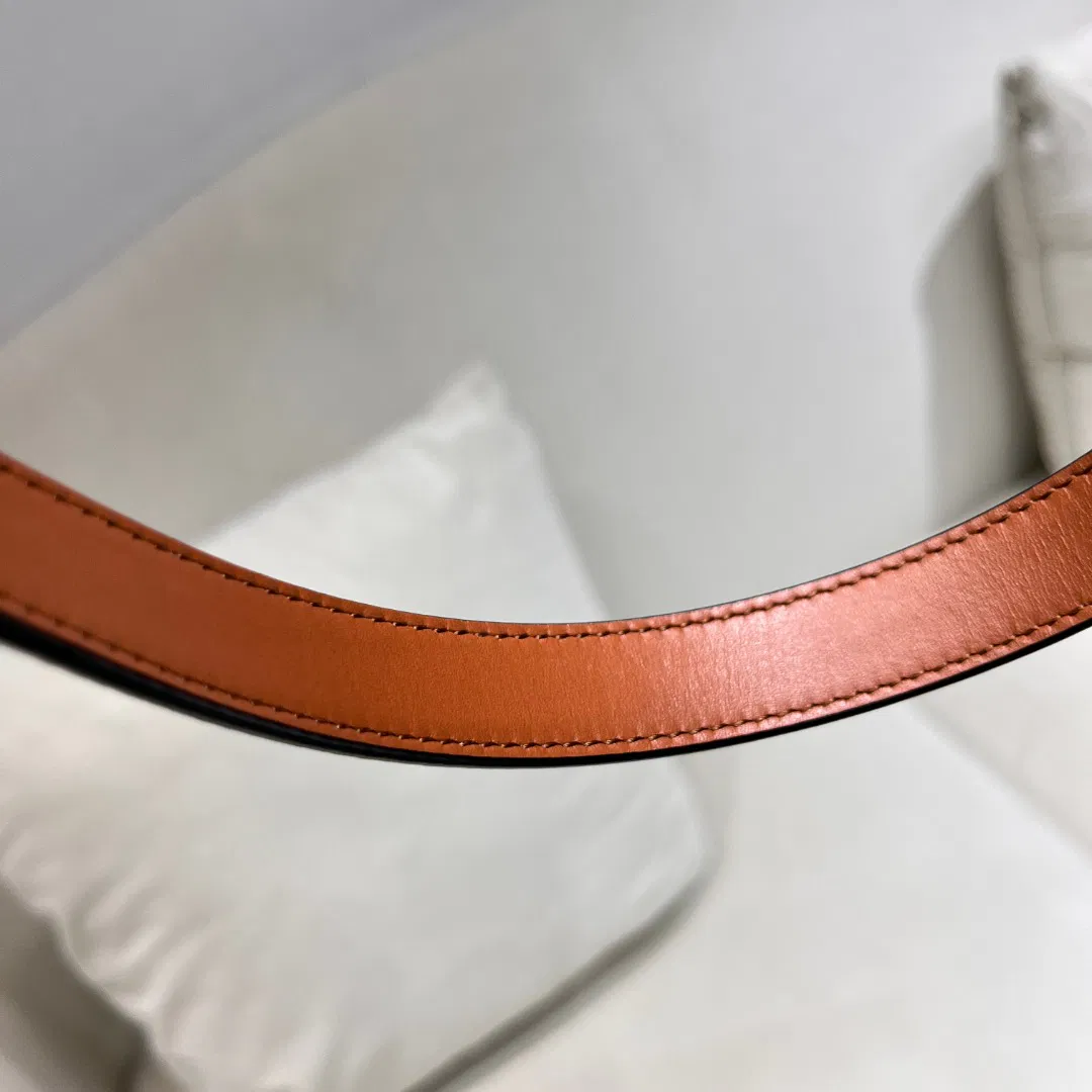 LV Diamond Plug Outlet — image 5