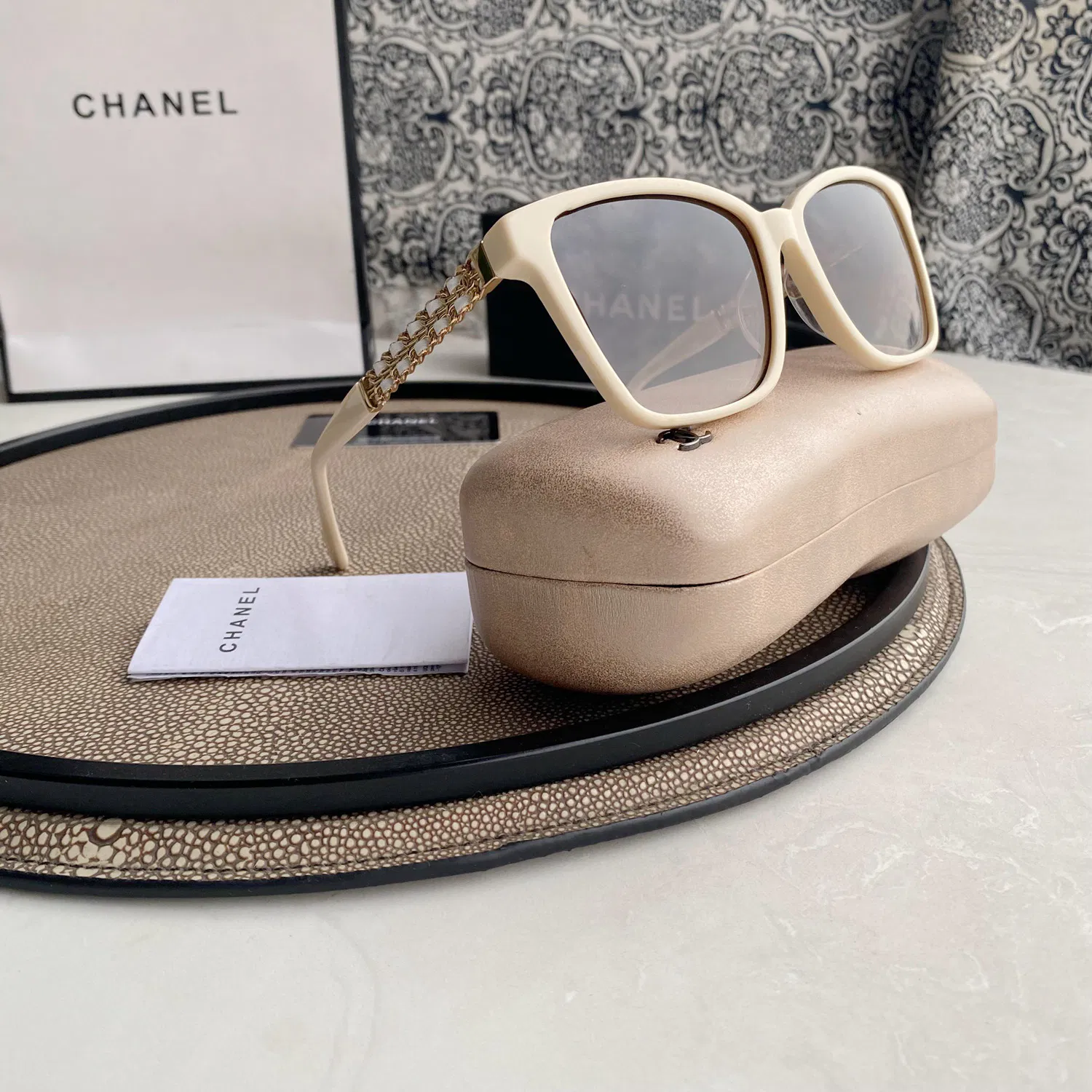 CHANEL Sunglasses — image 2