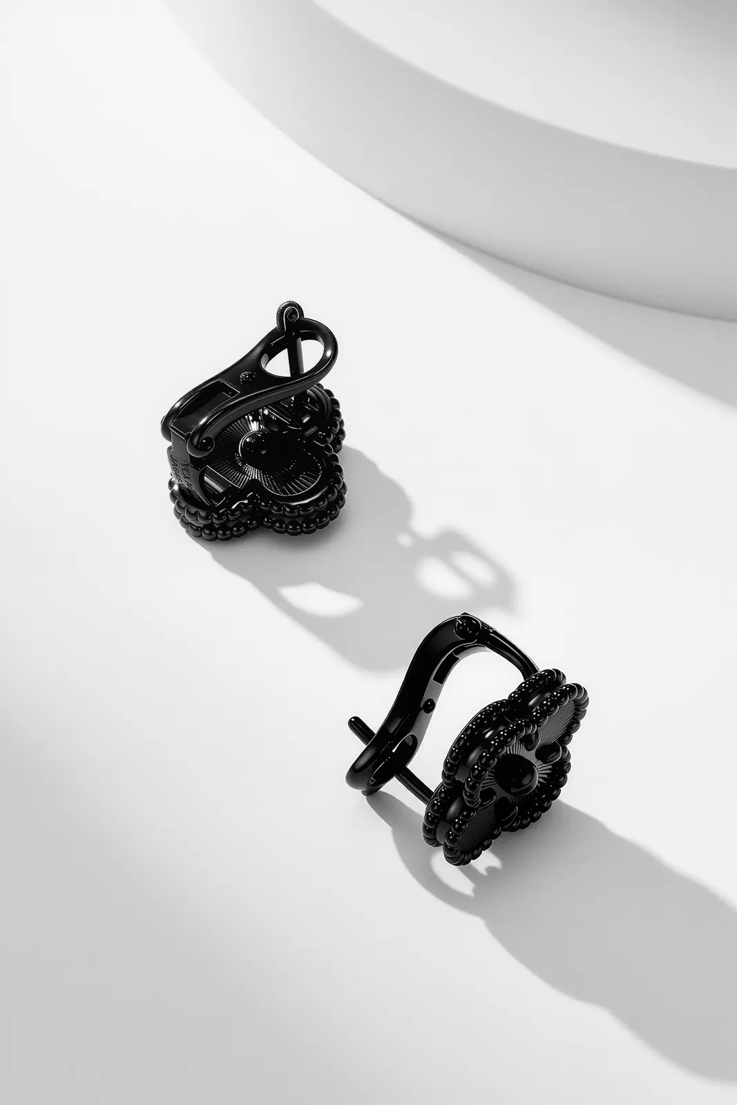 Van Cleef & Arpels Earrings — image 4