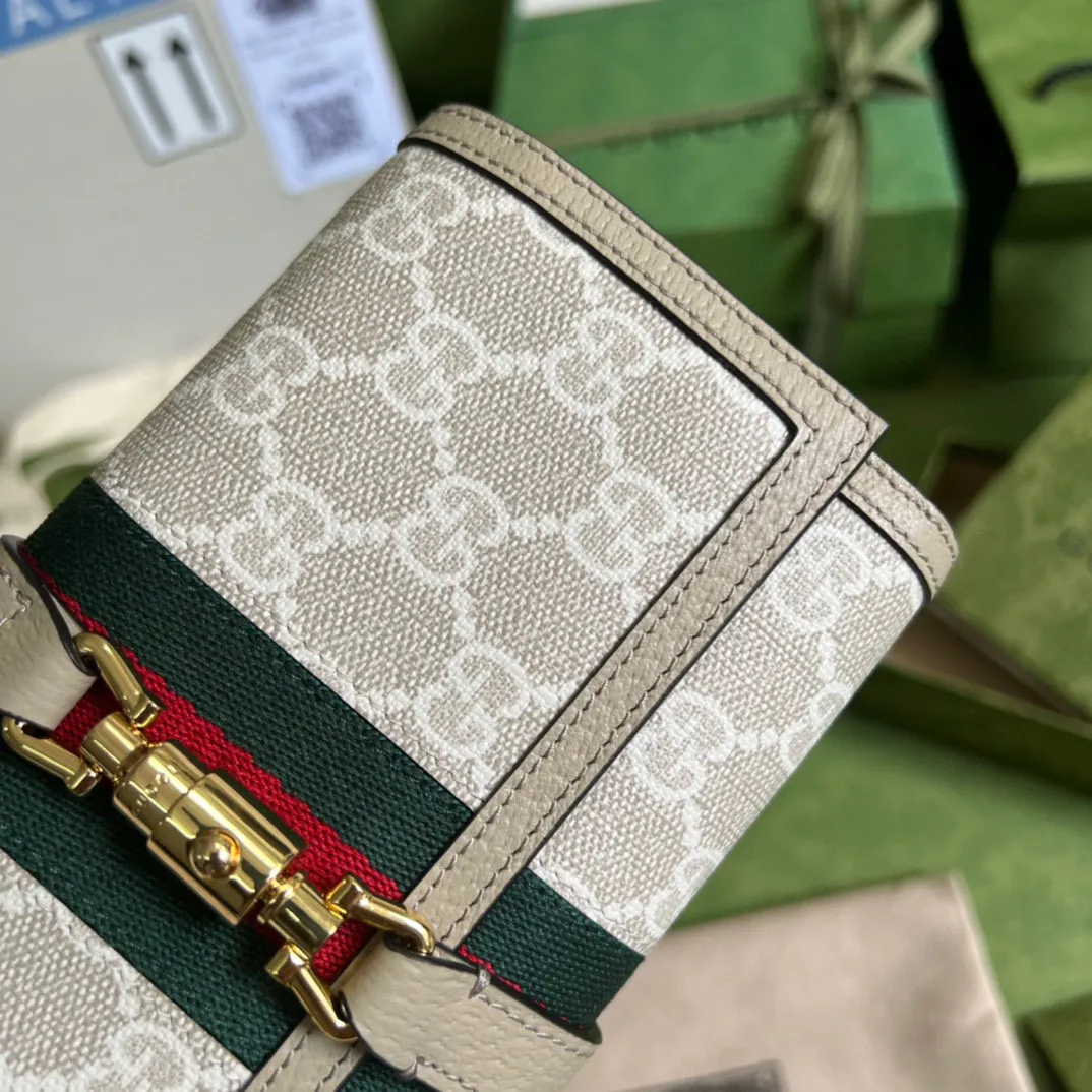 Jackie 1961 chain wallet — image 6