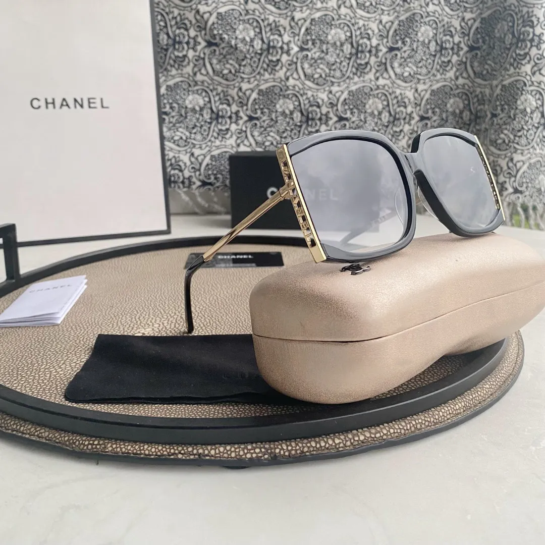 Square Sunglasses — image 2