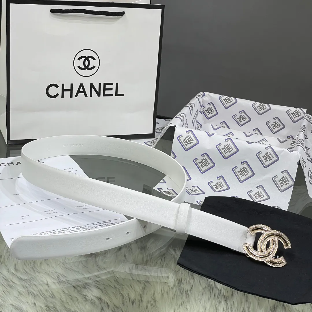 Chanel Red Patent Leather CC Logo Belt — image 4