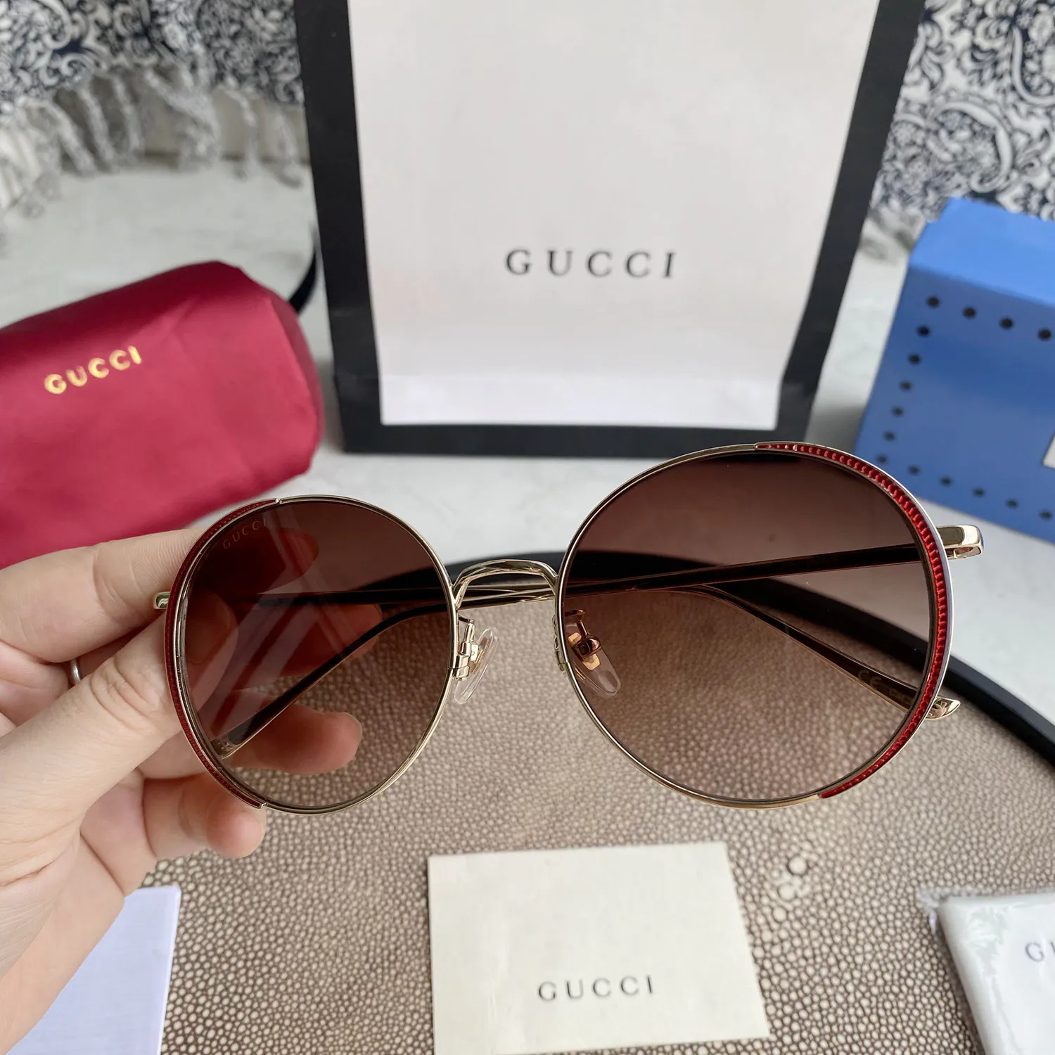 Chloé Eyewear engraved-logo round-frame sunglasses — image 7