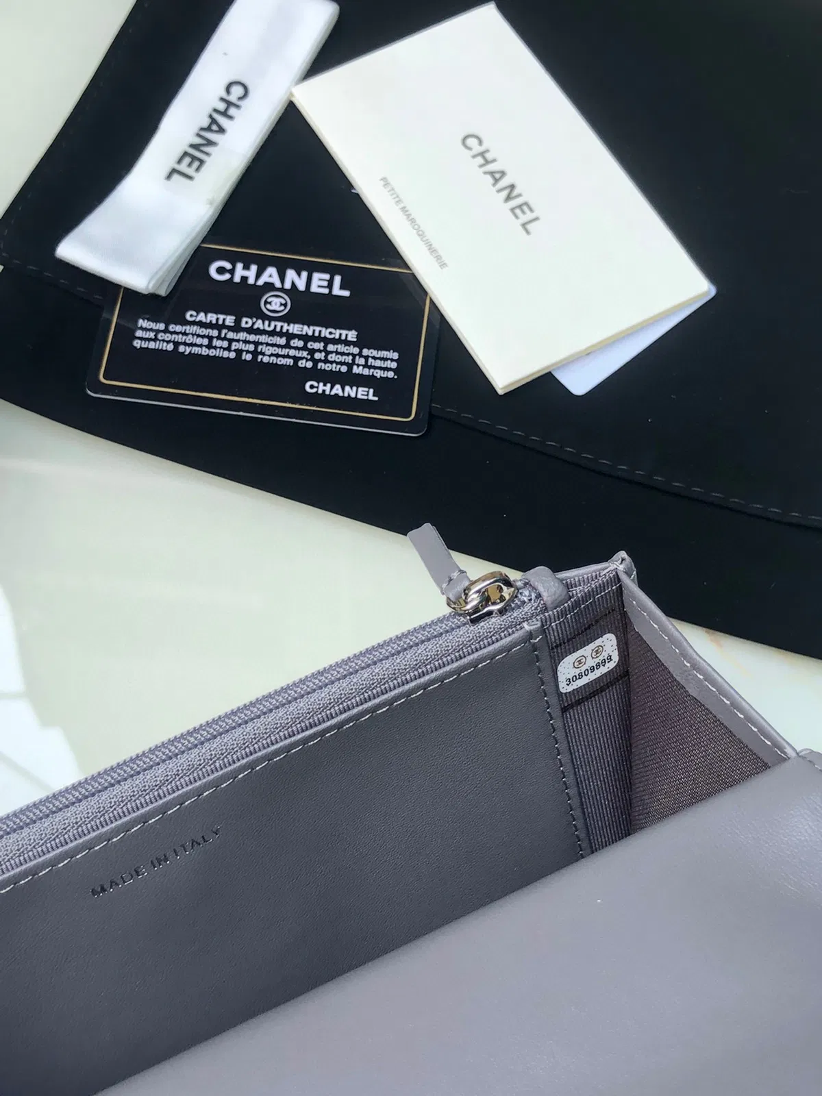 CHANEL 19 WALLET ON CHAIN — image 4