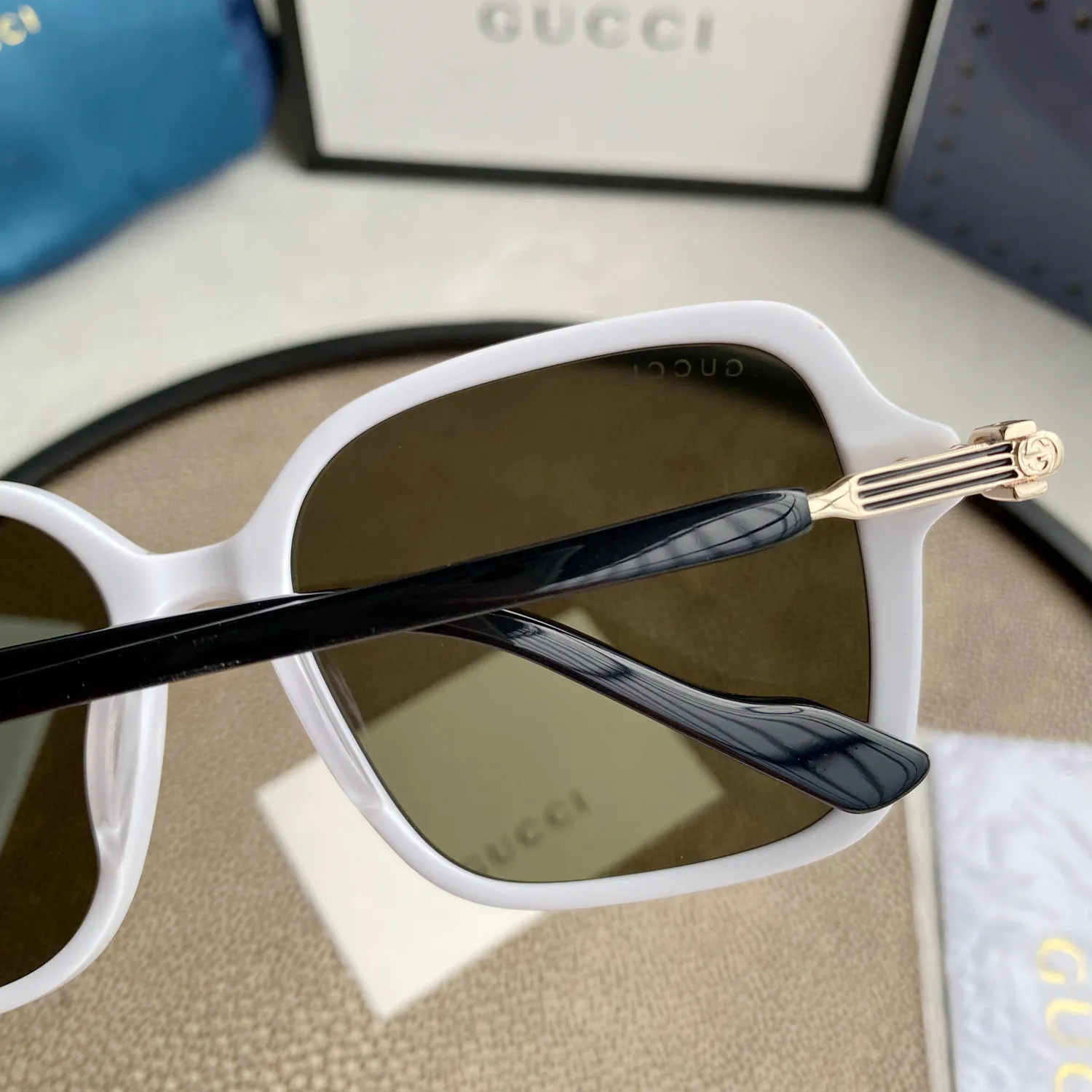 RECTANGULAR FRAME SUNGLASSES — image 4