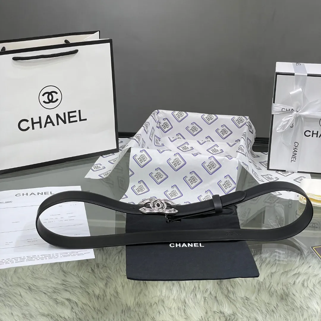 Chanel Red Patent Leather CC Logo Belt — image 2
