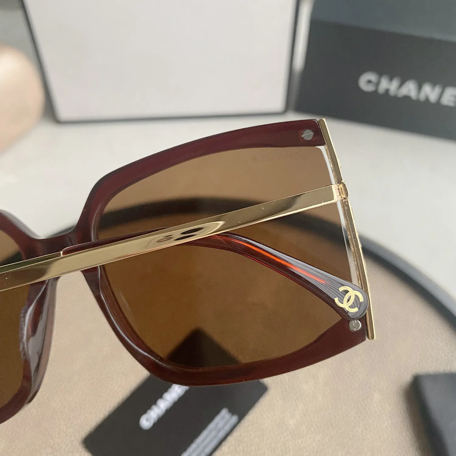 Square Sunglasses — image 4