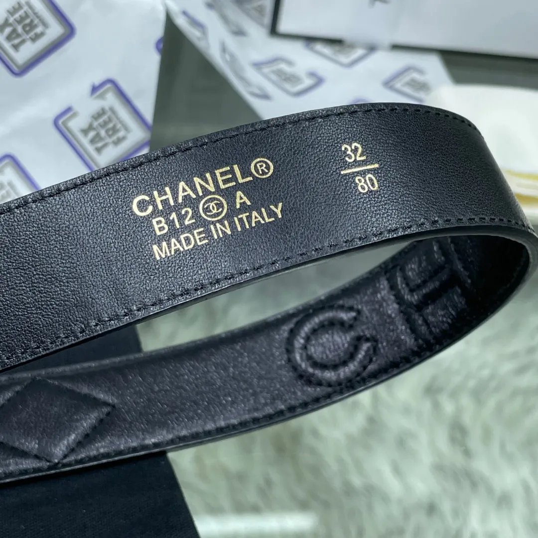 Chanel Red Patent Leather CC Logo Belt — image 4