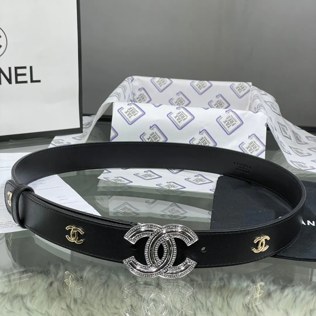 Chanel Red Patent Leather CC Logo Belt — image 2