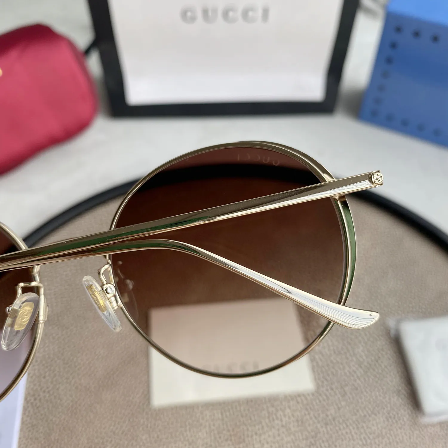 Chloé Eyewear engraved-logo round-frame sunglasses — image 4