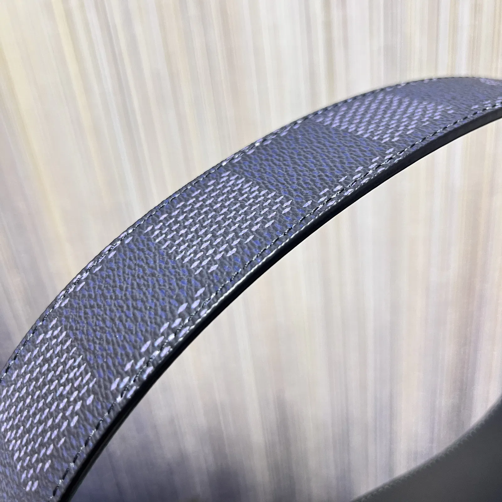 LV Dimension 40mm Reversible Belt — image 5