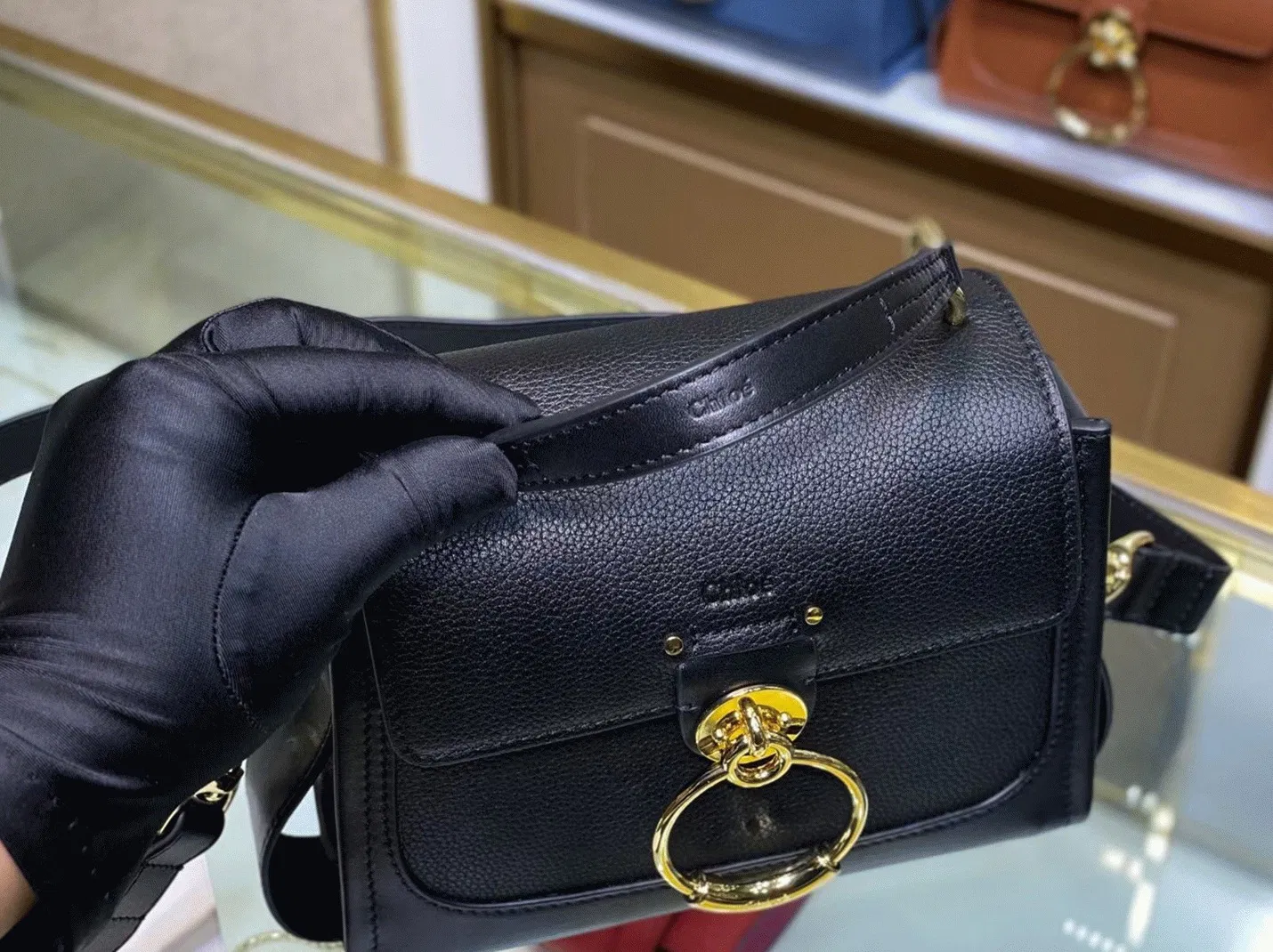 Top Quality Replica Chloe Mini Tess Day Bag In Black Grained Leather — image 4