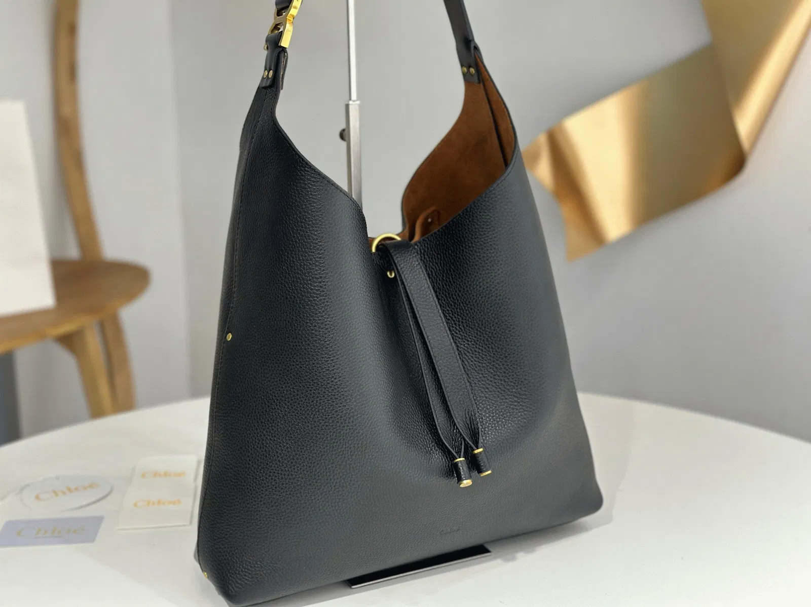 Top Quality Knockoff Previous Previous Chloe Marcie Hobo Bag in Black Grained Leather — image 8
