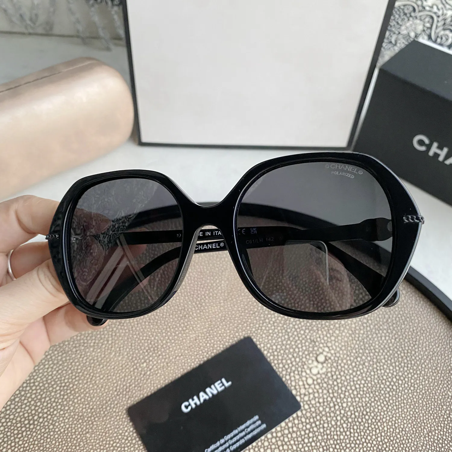 Round Sunglasses — image 7