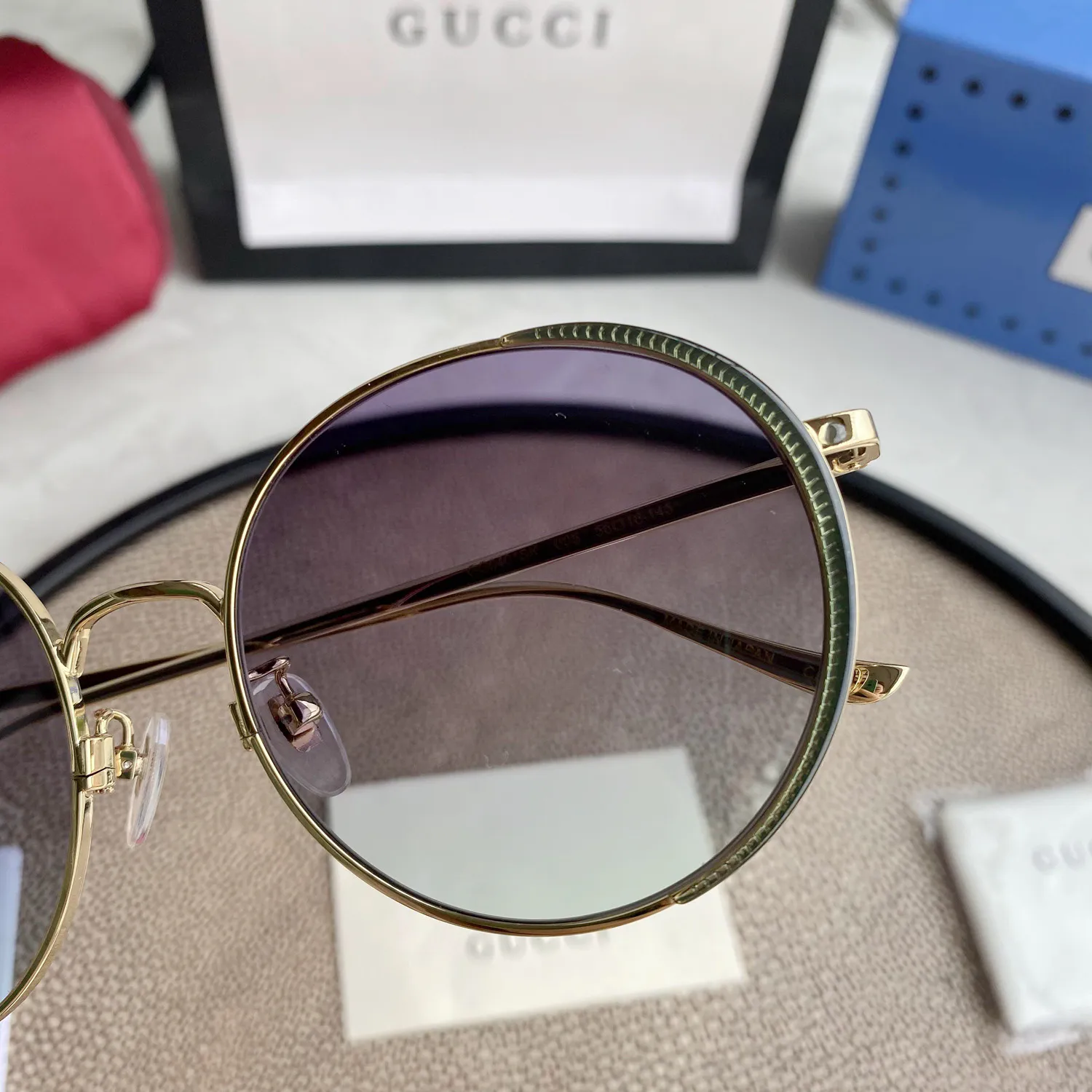 Chloé Eyewear engraved-logo round-frame sunglasses — image 5