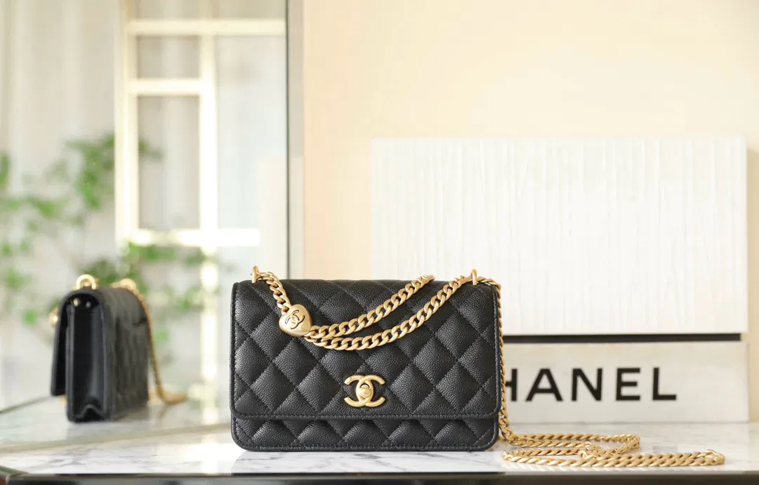 Chanel 24P — image 3