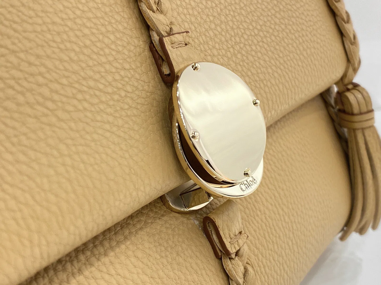 Top Quality Replica Chloe Penelope Medium Shoulder Bag in Beige Grained Calfskin — image 2