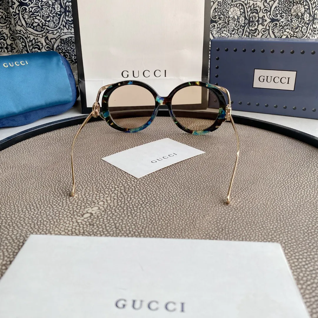 ROUND-FRAME INTERLOCKING G SUNGLASSES — image 8