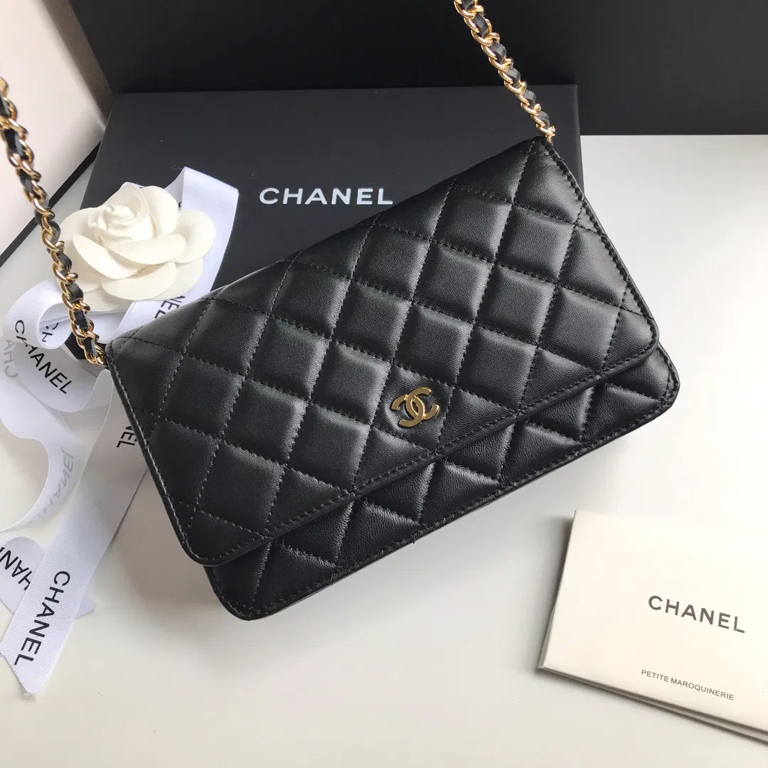 Chanel WOC