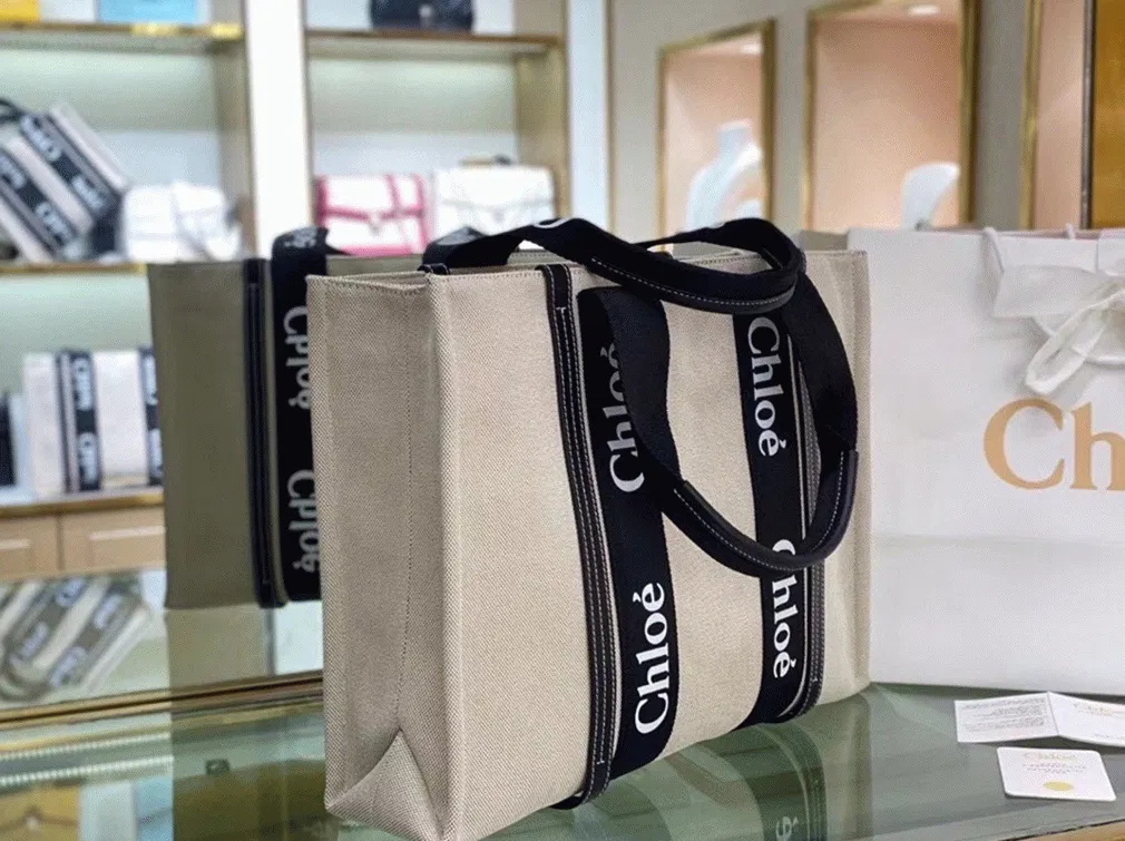 Top Quality Knockoff Chloe Medium Woody Tote Bag in Canvas with Black Leather Strips — image 5