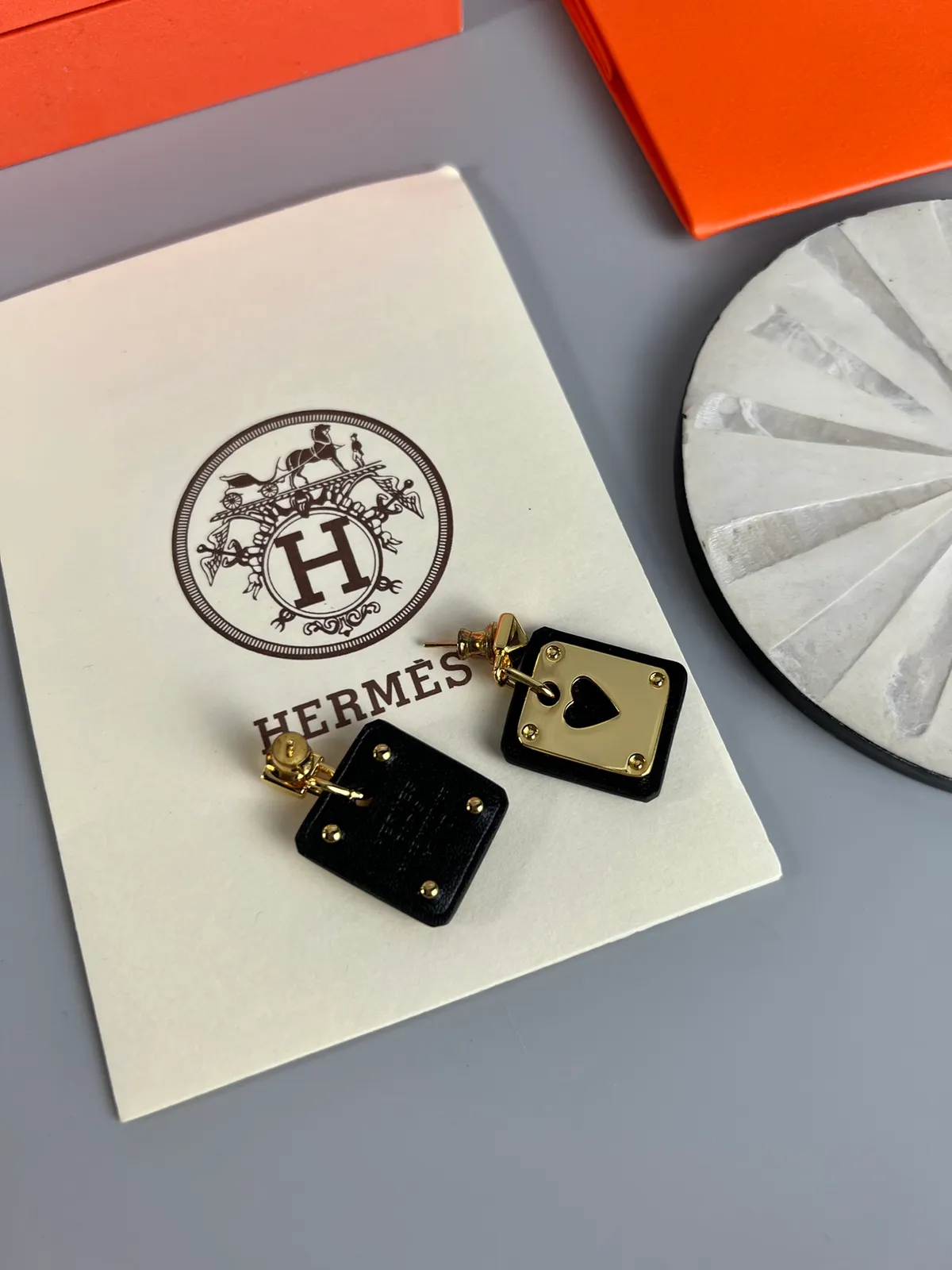 Hermes As de Coeur Earrings — image 5