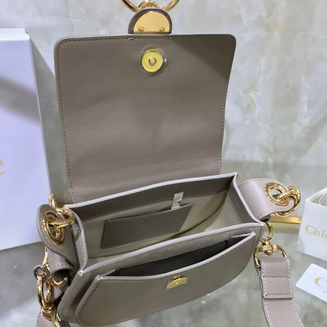 Top Quality Replica Chloe Small Tess Shoulder Bag In Grey Calfskin — image 5