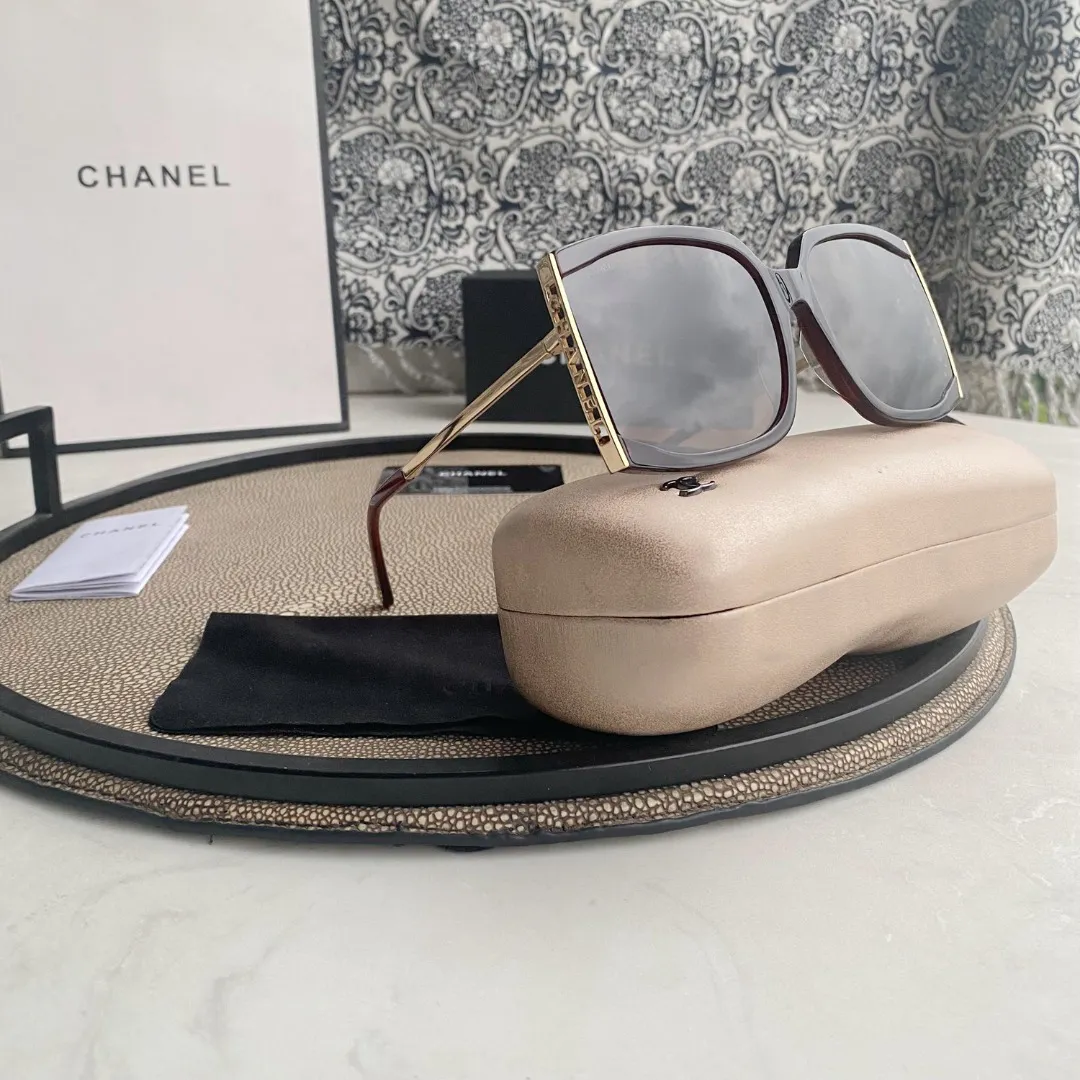Vintage chanel sunglasses — image 8